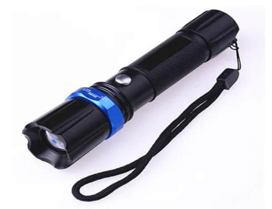 Linterna Tactica Led Recargable Zoom Swat Con Accesorios